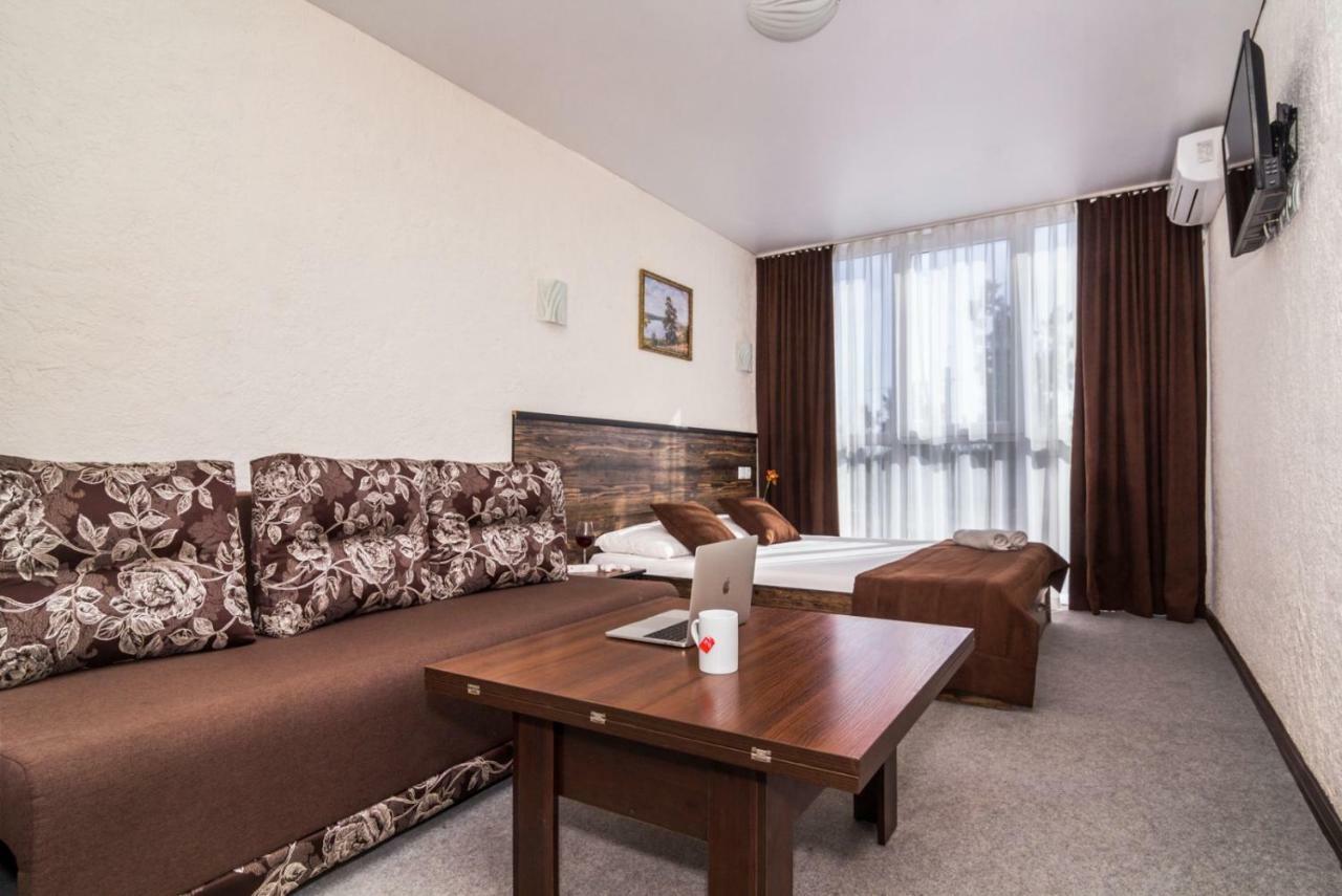 Marmaris Hotell Skadovsʼk Exteriör bild